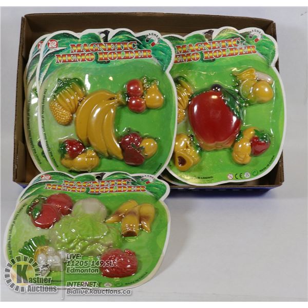 BOX OF MAGNETIC MEMO HOLDERS