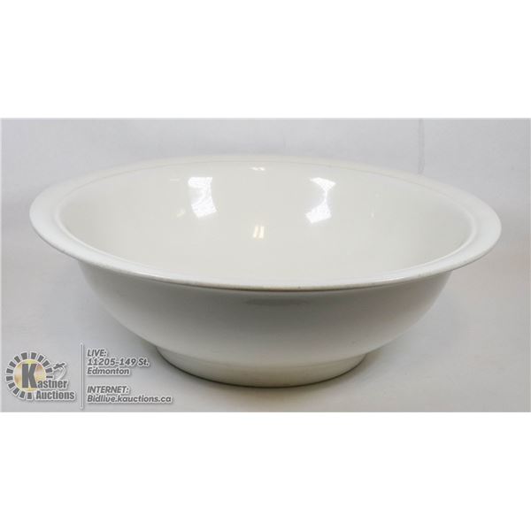 15" JOHNSON BROS. ENGLAND WHT. BOWL