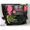 Image 1 : NEW TROLLS SILK TOUCH THROW