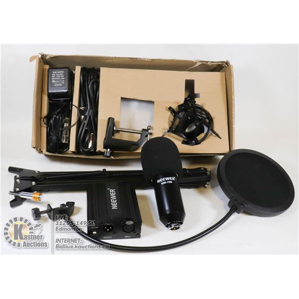 NEEWER CONDENSER MICROPHONE WITH 48 AMP POWER