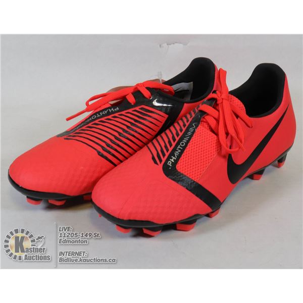 NIKE SKIN PHANTOM SOCCER CLEATS SIZE 4 1/2 NEW