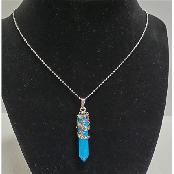 TURQUIOSE STONE IN STAINLESS SHEATH NECKLACE