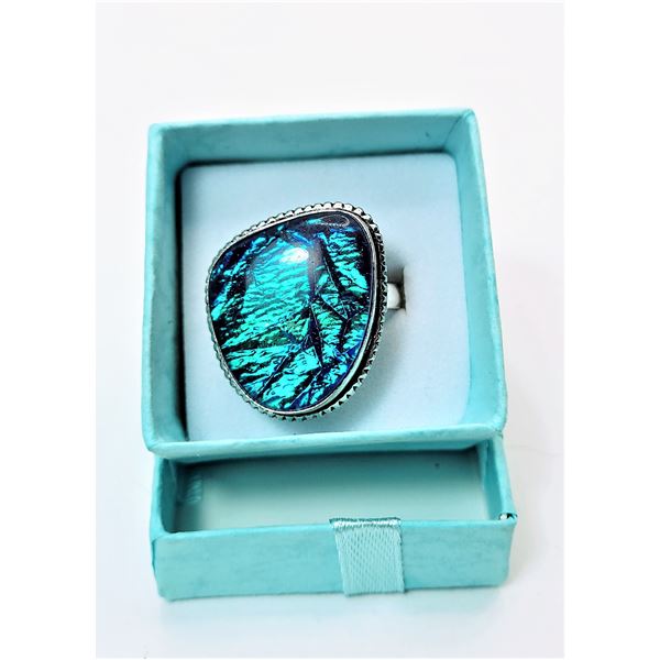 31)  NATURAL BLUE/PURPLE FIRE AUSTRALIAN FREE FORM RING SET IN 925 STAMPE SILVER,  SIZE 8.5.  JEWELL