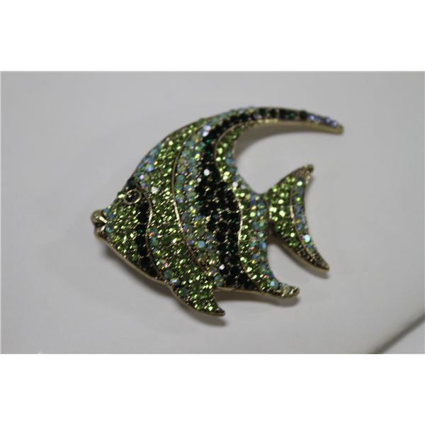 LARGE FIN FISH RHINESTONE BROOCH