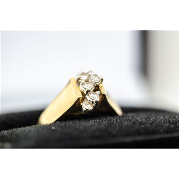 14K GOLD DIAMOND CLUSTER RING SIZE 8
