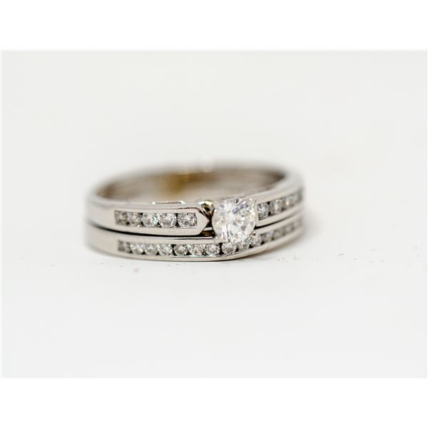 18K WHITE GOLD DIAMOND ENGAGEMENT RING