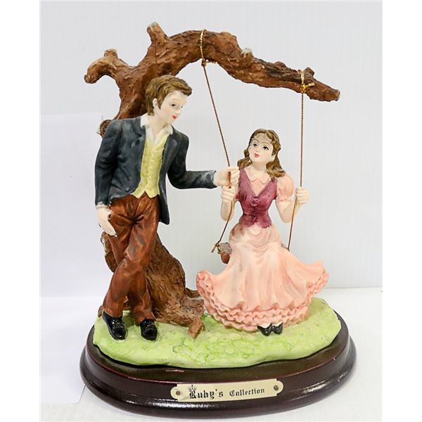 RUBY'S COLLECTION, 2 LOVERS ON A SWING