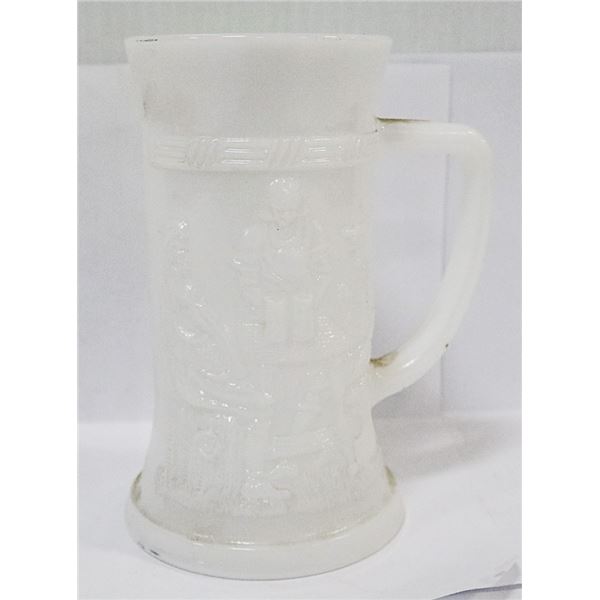 MILK GLASS MUG WITH PUB TAVERN SCENE