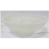 Image 1 : 1920'S OPALESCENT WHITE GLASS BOWL NO CHIPS
