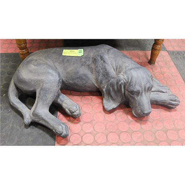 BLACK DOG FLOOR STATUE APPROX 2 FT LONG