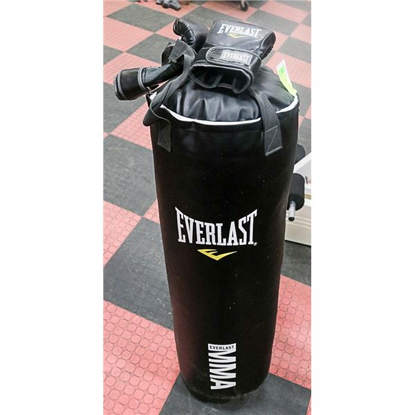 EVERLAST HEAVY BAG WITH GLOVES