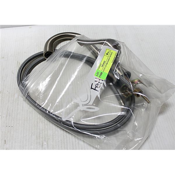 MOEN FAUCET IN BRUSHED NICKEL