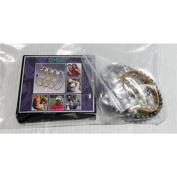 LOT OF MAGNETIC BRACELETS AND NECKLACES
