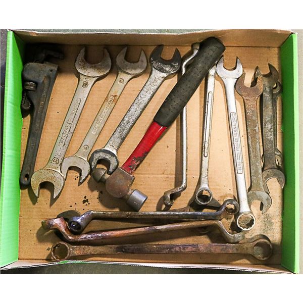 TOOL FLAT,13 WRENCHES,PIPE WRENCH,BALLPEEN HAMMER