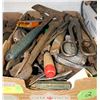 Image 1 : BOX OF TOOLS