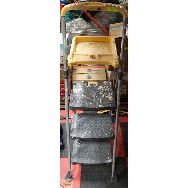 COSCO 3 STEP LADDER WITH PAINT / WORK DECK