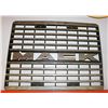 Image 1 : MACK TRUCK GRILL