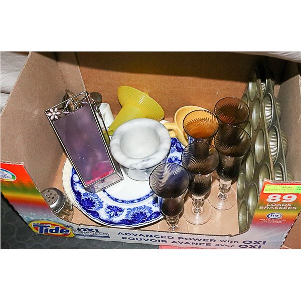 LOT OF ESTATE KITCHEN ITEMS - MARBLE MORTAR, JUICE