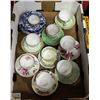 Image 1 : FLAT OF TEA CUPS