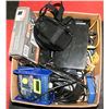 Image 1 : BOX OF ELECTRONICS LOT