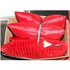 Image 1 : 4 RED ACCENT PILLOWS