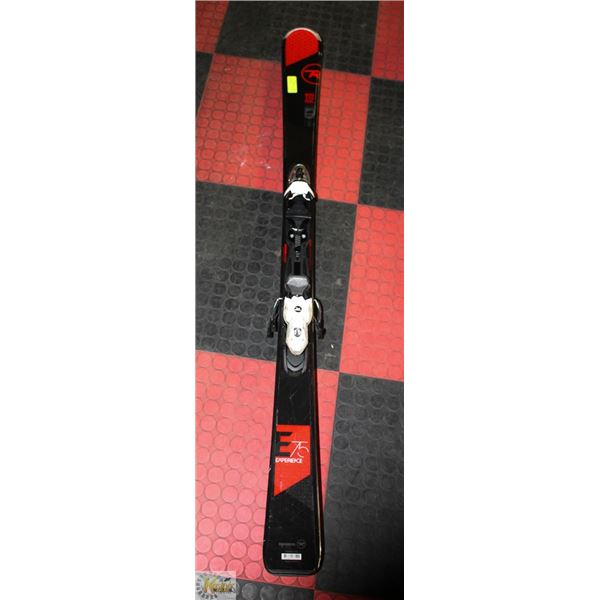 152 CM ROSSIGNAL DOWNHILL SKIS, USED