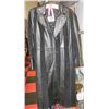 Image 1 : LEATHER & SUEDE 3/4 LENGTH COAT SIZE 12