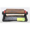 Image 1 : LANSKY 3 SIDED SHARPENING STONE WITH STAND