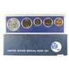Image 2 : 1967 US SPECIAL MINT SET WITH BOX