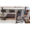 Image 3 : sewing machine 20"x24"
