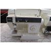Image 4 : 2 Sewing Machines (As is)