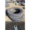 Image 1 : 2 Goodyear tires 225/75/r19.5