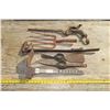 Image 1 : Lot of hoes, pick ends, fork tines, Chain tightener