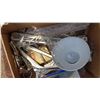 Image 5 : Lot utensils, lamp, & misc. items