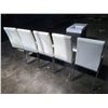 Image 3 : 5 WHITE CHAIRS