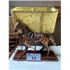 Image 2 : SHOE ORGANIZER (12 X 35 X 50.5") + HORSE THEMED LAMP