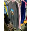 Image 8 : ASSORTED CLOTHING BRANDS SUCH AS : UNIQLO, ZARA, OLD NAVY, & MORE RACK INCLUDED