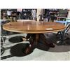 Image 2 : OVAL ANTIQUE MAHOGANY PEDESTAL COFFEE TABLE 43 X 53"