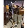 Image 2 : 5 FLOOR LAMPS