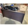Image 2 : DESK WITH BLINDS & CONTENTS 60 X 30"