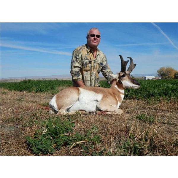 Adult and Youth Wyoming Antelope Hunt