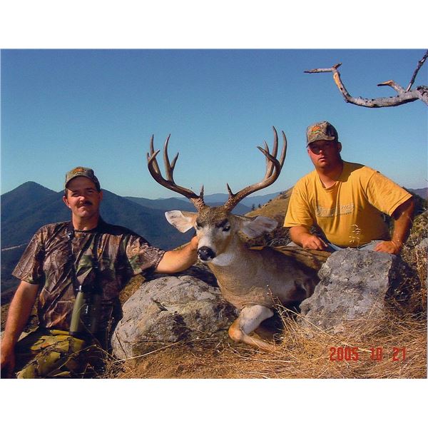 5-Day Columbia Blacktail Deer Hunt in Oregon for 1 Hunter