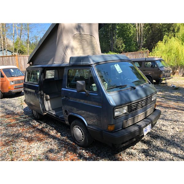 1988 VW WESTALIA VANAGON GL, VIN# WV2ZB0259JH002358, BLUE, 324386KM, 4 SPEED MANUAL, RD/CD, FRIDGE,