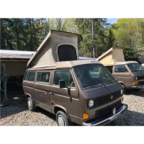 1985 VW WESTFALIA CAMPER, BROWN VIN# WV2ZB0252FH047732, 383019KM, 4 SPEED MANUAL, LOW KM ENGINE,