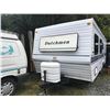 Image 3 : 1996 DUTCHMEN CLASSIC TRAILER, WHITE, VIN# 47CT20M22T10649448, 2 BEDROOM, SLEEPS 8, BATHROOM WITH