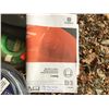 Image 4 : HUSQVARNA 128RJ WEEDEATER (LOW HOURS) WITH BRUSH BLADE & EXTRA HEAD *NANAIMO*