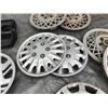 Image 8 : ASSTD VOLKSWAGEN HUB CAPS, CENTRE CAPS (14 & 15 INCH FOR EUROVAN & VANAGON) & ASSTD DRINK HOLDERS