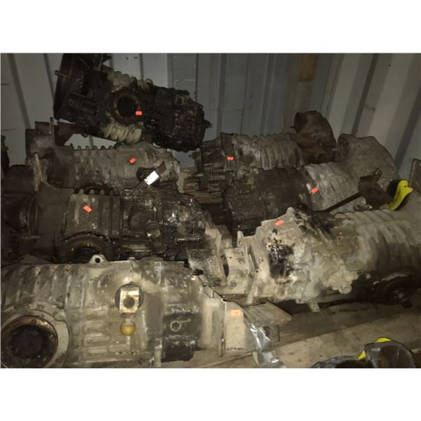 8 VANAGON MANUAL TRANSMISSIONS (ONE IS DISMANTLED) *NANAIMO*