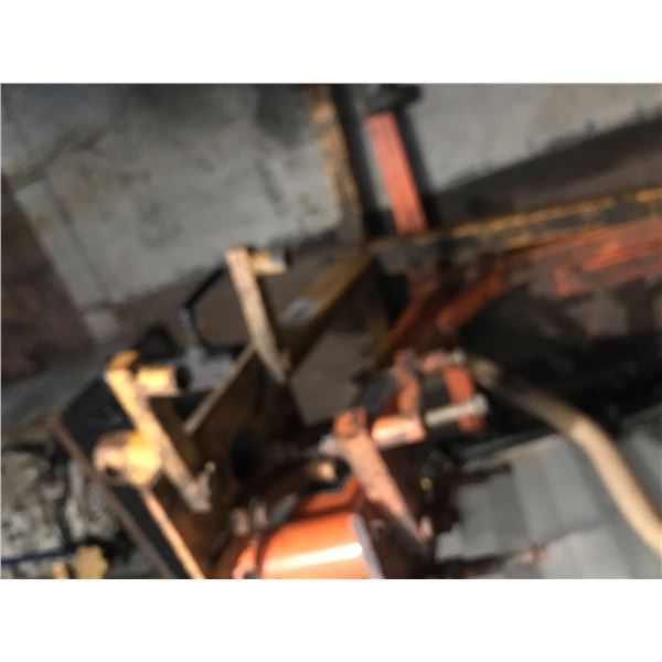 MOBILE ENGINE STAND *NANAIMO*