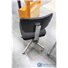 Image 3 : **Office Chair
